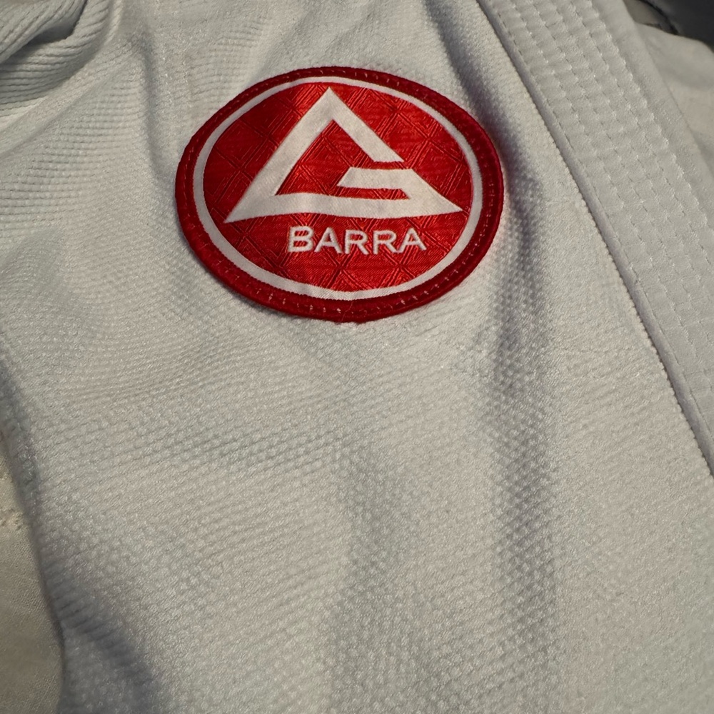 Youth 3 Gracie Barra Atleta Gi - Picture 5 of 5